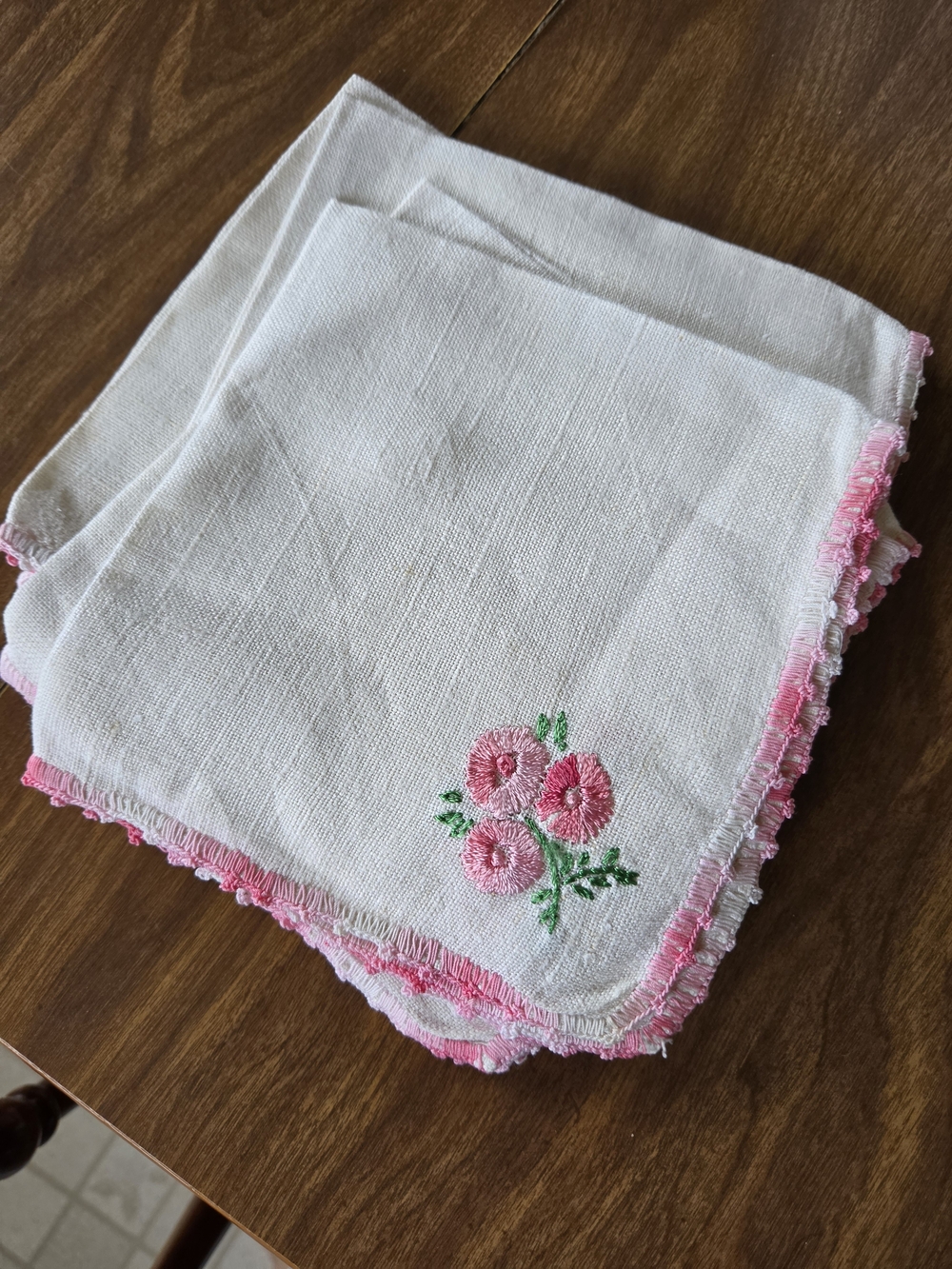 Source Unknown VINTAGE  White Linen Napkins with Pink Floral Embroidery